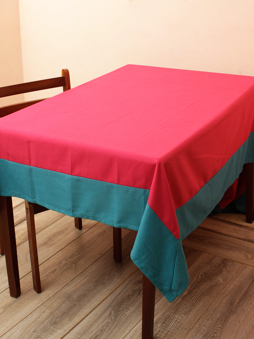 Premium Cotton Solid 6 Seater Dinning Table Cover with 6 Napkin