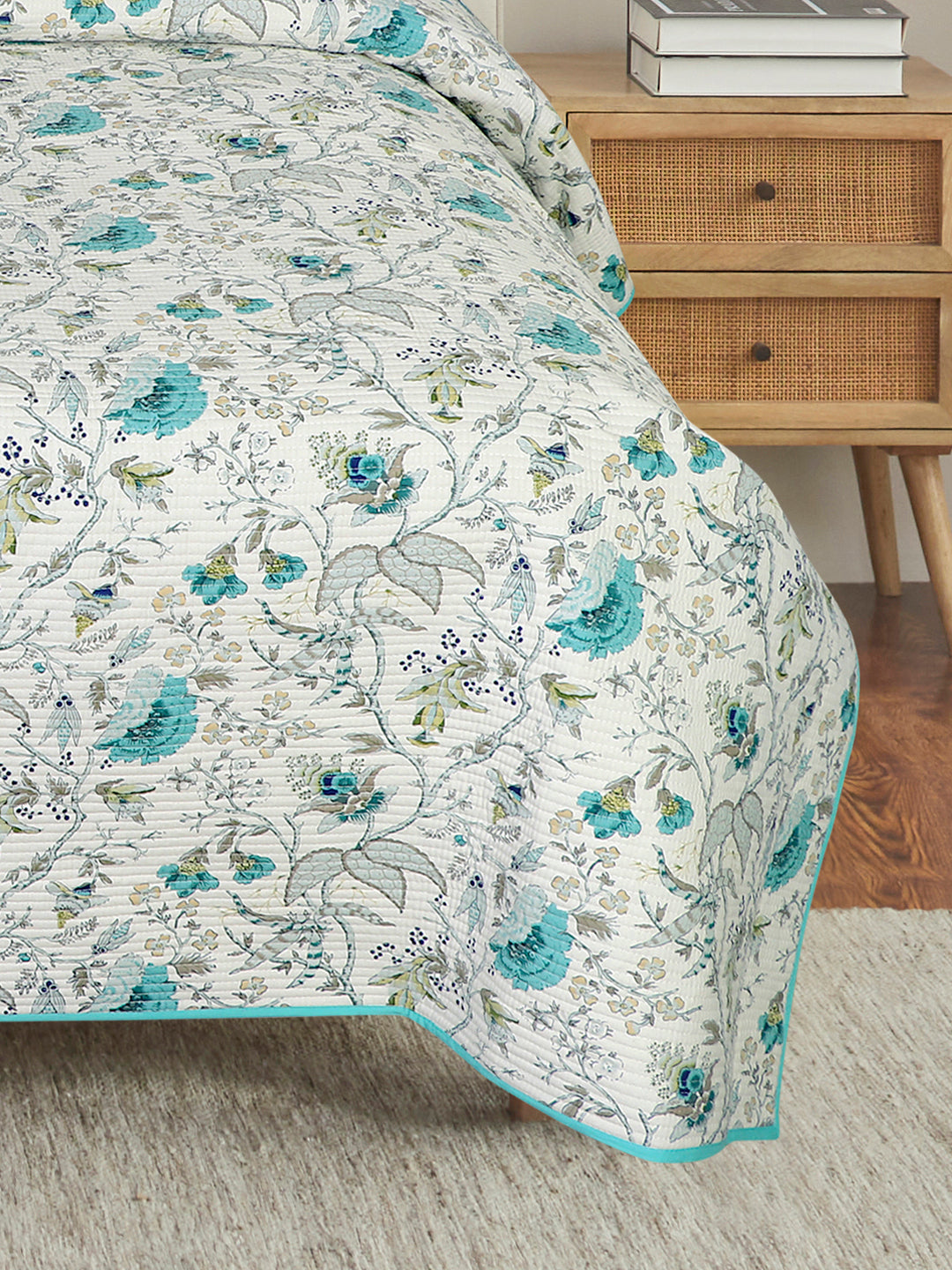 Firozi Cotton printed comforter reversible design