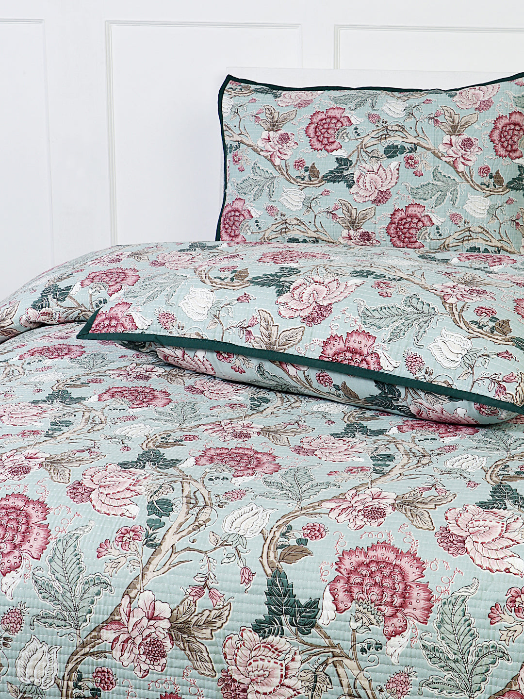 Floral Cotton printed comforter reversible design