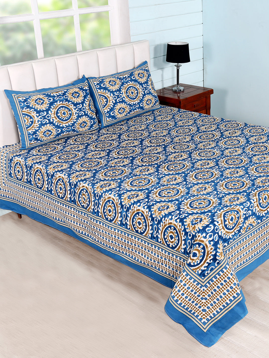 Bedsheets in Navy Blue color made with  Cotton Material , Bedding - 3 Pcs Set