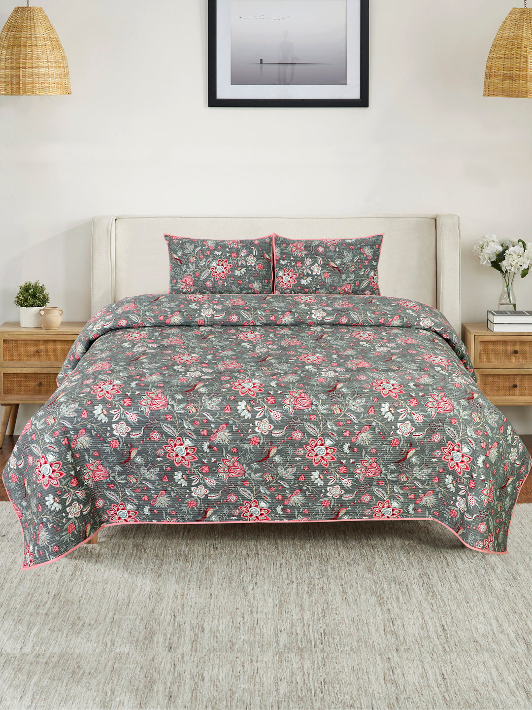 Premium Red Color Floral Printed Reversible Quilted Double King Bed Cover Set - 3Pcs