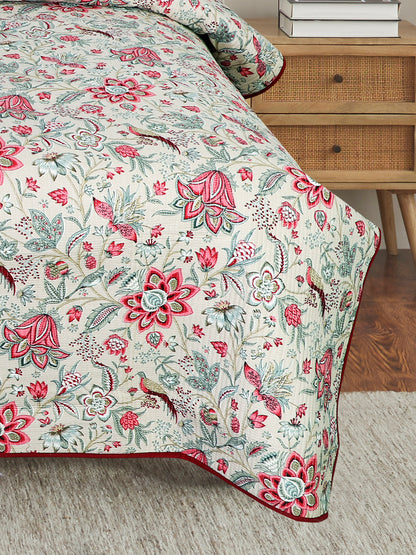 Red Cotton printed comforter reversible design