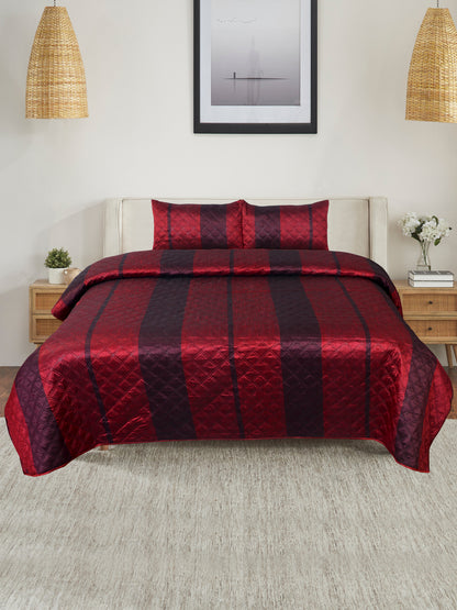 Red Cotton printed comforter reversible design