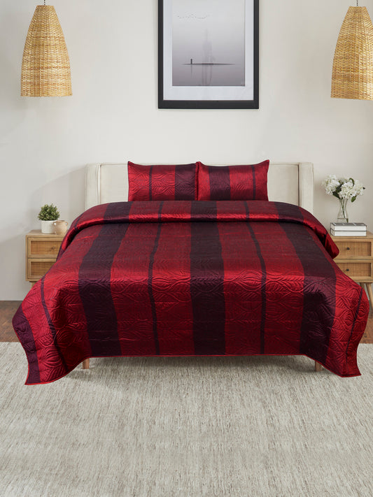 Premium Red Color Printed Reversible Quilted Double King Bed Cover Set - 3Pcs