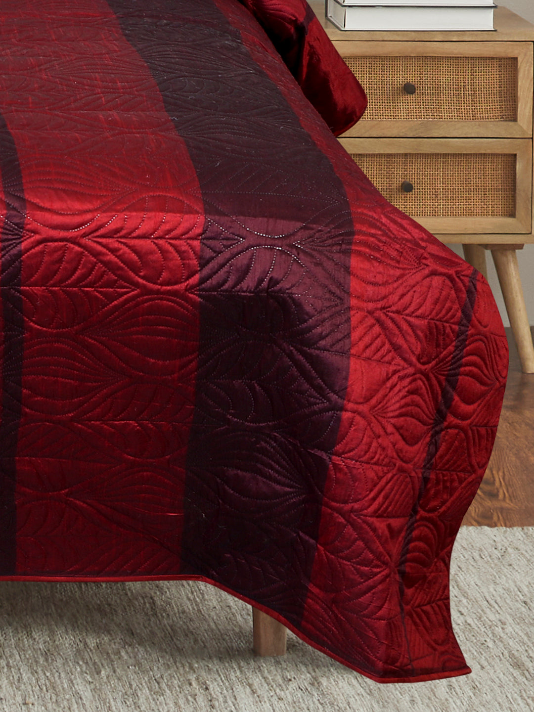 Premium Red Color Printed Reversible Quilted Double King Bed Cover Set - 3Pcs