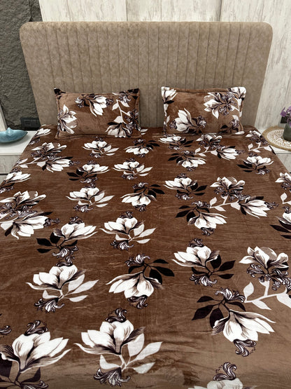 Soumya Brown Floral Warm Double Bedsheet with 2 pillow covers