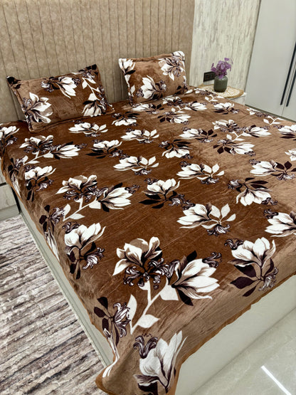 Soumya Brown Floral Warm Double Bedsheet with 2 pillow covers