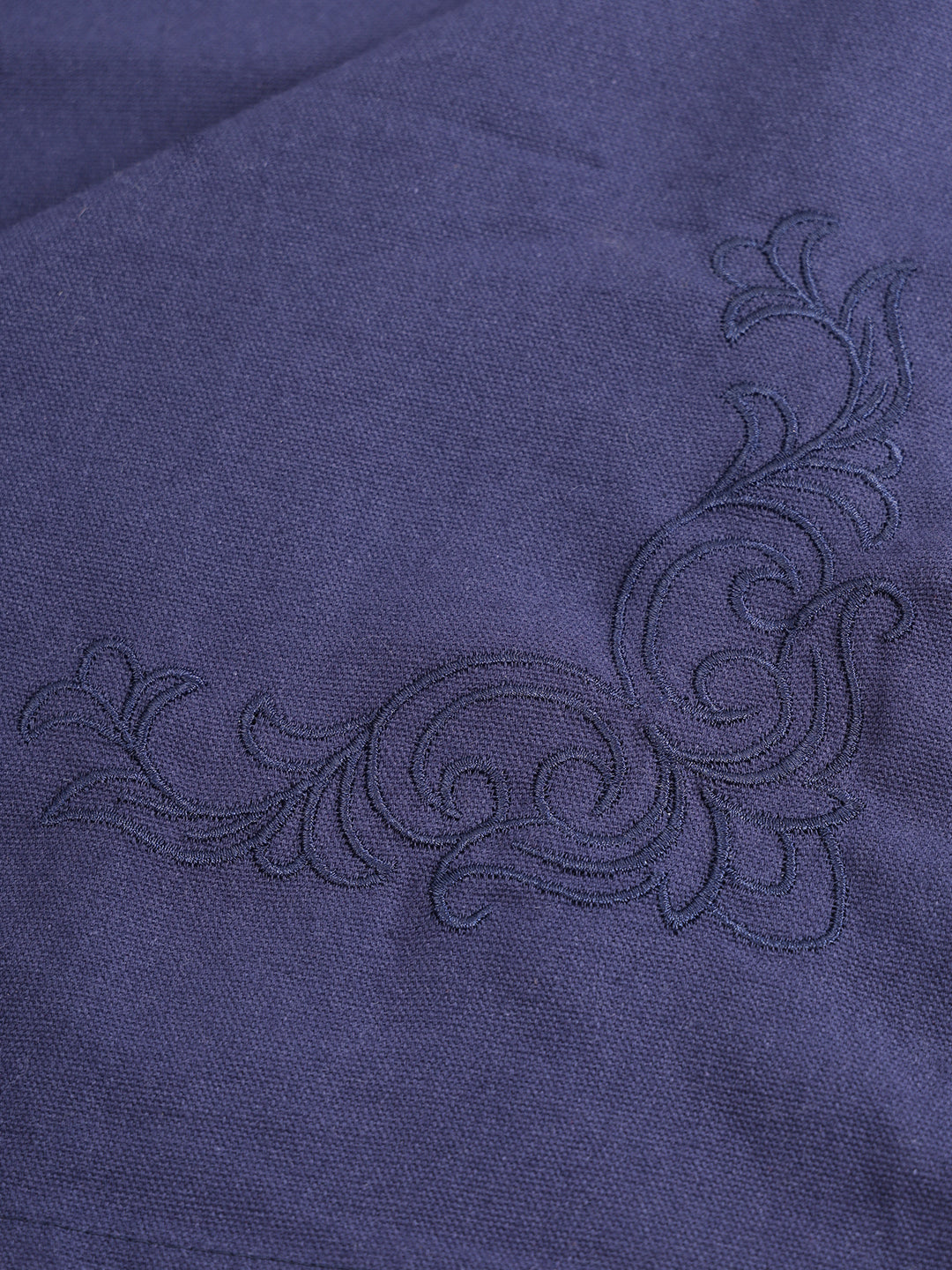 Set of 7 Solid Embroidery Cotton 6 Seater Table Cover Set Navy Blue Color, 1 Table Cover 6 Seater with 6 Napkins